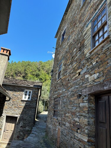 Schist House in the Nativity Village of Piódão - Live an immersive experience!