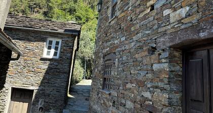 Schist House in the Nativity Village of Piódão - Live an immersive experience!