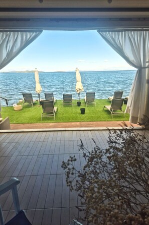 Klazomenai Room | Terraza o patio