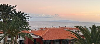 Apartment 'Salitre & Tea' with Atlantic Ocean Views, Sandy Beach, Pool, and Wi-Fi