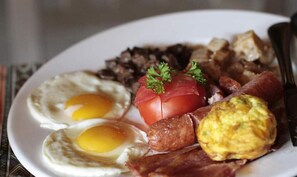 Free daily buffet breakfast  - Africa Safari Serengeti Kusini  (Bariadi)