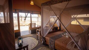 Deluxe Tent, Garden View | In-room safe