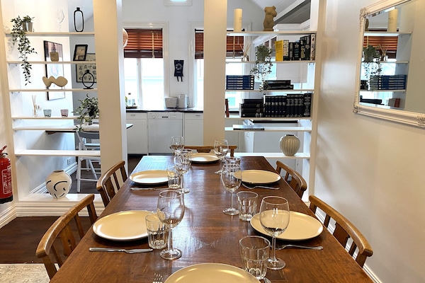 Comfort Apartment, 2 Bedrooms | Dining room