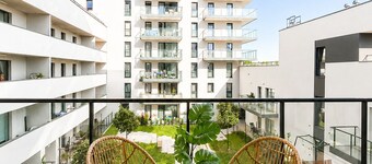 Lumina 3-room apart on Drewnowska