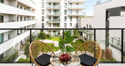Lumina 3-room apart on Drewnowska