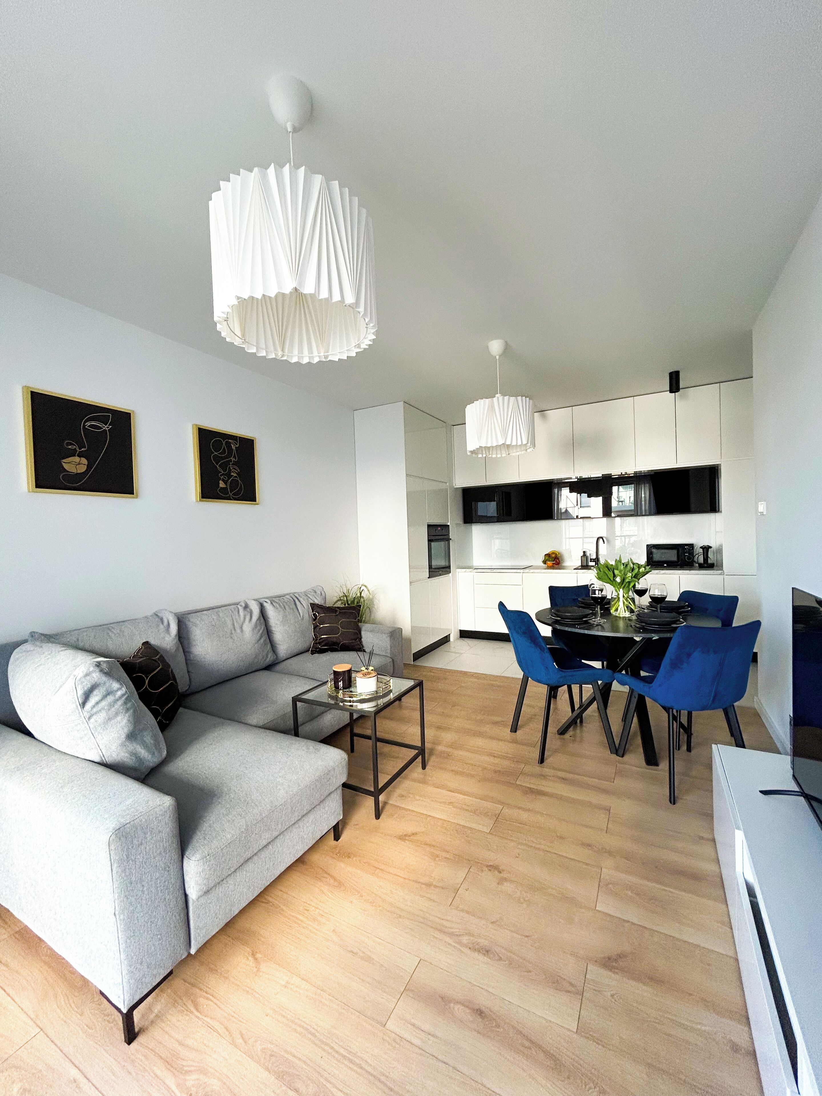 Lägenhet Classic - utsikt mot innergården | Vardagsrum | 40-tums plasma-tv med satellitkanaler