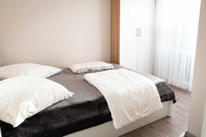 Design Apartment | 2 bedrooms, soundproofing, iron/ironing board, free WiFi - Strandapartment (Schönberg)
