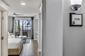 2 bedrooms, Internet, bed sheets - Serene Bayfront Escape: 1st Floor Two-Bedroom Retreat with King Beds & Scenic Views at Sandestin Golf and Beach Resort! (Unit 3118)