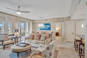 TV - Tranquil 3rd Floor Retreat: 2 Bedroom, 3 Bath, and two King Beds at Sandestin Golf and Beach Resort! (Miramar Beach)