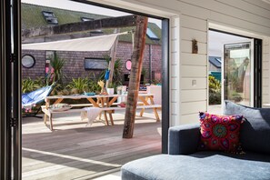 Interior - Three Mile Beach (Hayle)