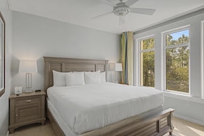 2 bedrooms, Internet, bed sheets - Bayfront Serenity: 2-Bedroom Haven, Sunset Views, Private Balcony at Sandestin Golf and Beach Resort! (Miramar Beach)