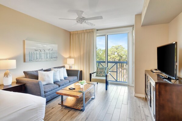 2 bedrooms, WiFi, bed sheets - Scenic 4th Floor 2 Bedroom: 2 King Beds, Bay Views, Sandestin! (Miramar Beach)