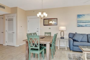 Interior - Bay View Bliss: 2 Bedroom, 2 Bathroom Corner Unit at Sandestin Golf and Beach Resort! (Miramar Beach)