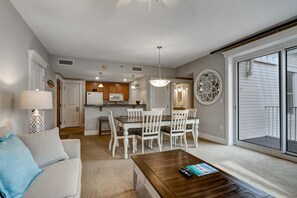 TV - Bayview Serenity: 4th-Floor 2-Bedroom, 2-Bathroom and Amazing Wrap-Around Balcony at Sandestin Golf and Beach Resort! (Miramar Beach)