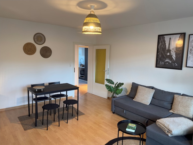 Welcome @ Zitouna Home: Your Home Away From Home Fully Equipped - Mönchengladbach