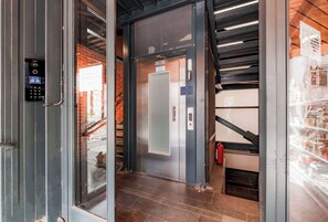 Interior - Homie Suites | Cihangir | 1br Apartment #L5 (Beyoglu)