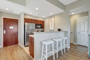 Fridge, microwave, oven, stovetop - Luau Two - Serene Two-Bedroom Two Bathroom Retreat with Access to Beach and Pool at Sandestin Golf and Beach Resort! (Miramar Beach)