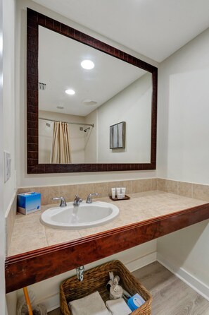 مجففات شعر، مناشف