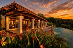Pool - Visión Infinita | 9 - Bedroom Bali-Style Luxury Estate in Guanacaste, Costa Rica (Playa Tamarindo)