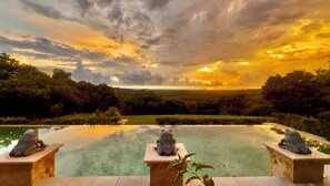 Pool - Visión Infinita | 8-Bedroom Bali-Style Luxury Estate in Guanacaste, Costa Rica (Playa Tamarindo)