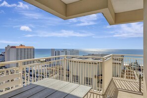 Property grounds - Luau Elevated Serenity : 2 Bedrooms 1 King and 2 Queen Beds, Beach Access Stunning Views of Lagoon Pool and at Sandestin Golf and Beach Resort! (Miramar Beach)