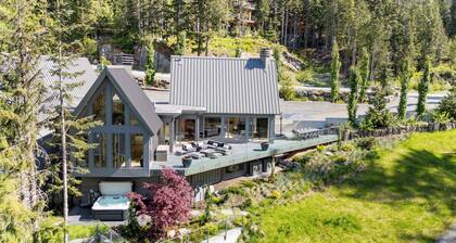 Luxury Ski-In/Ski-Out 6 BR/Hot Tub/Sauna/Gym/Private Gondola ❄︎Aurora Estate Kadenwood❄︎