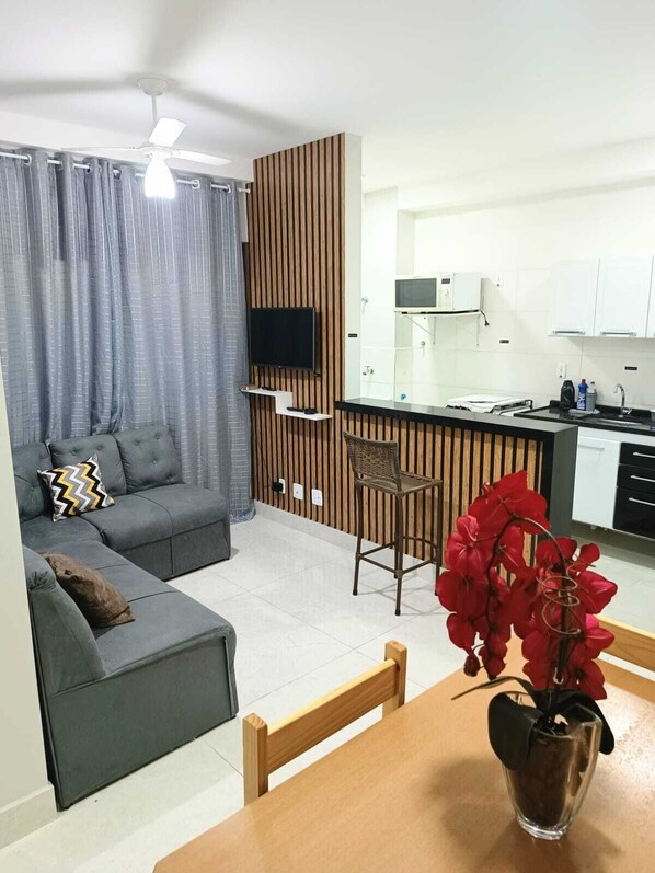 Living area - Beautiful Apartment for Rent in front of the Shopping Mall (Jardim Simoes São José do Rio Preto)
