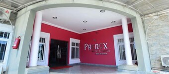 Prenox Hotel and Suites 