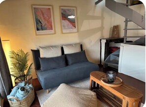 Smart TV, books