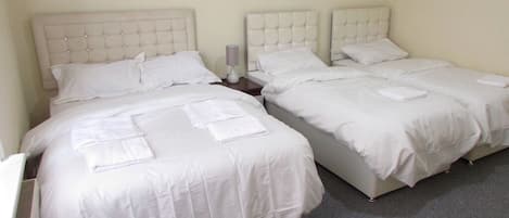 2 Schlafzimmer, Bügeleisen/Bügelbrett, WLAN, Bettwäsche