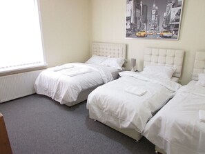 2 soverom, strykejern/-brett, wi-fi og sengetøy