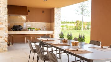 别墅 | 4 多间卧室