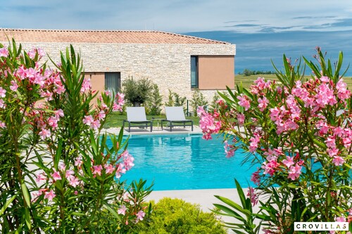 Villa Sanpadeo Nearby Novigrad - Crovillas