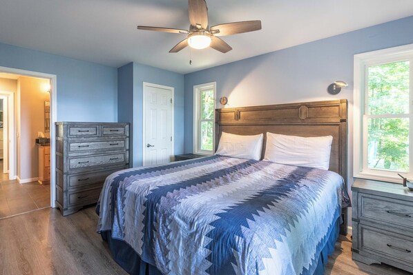 5 bedrooms, free WiFi, bed sheets