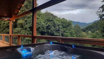 Baignoire à remous extérieure