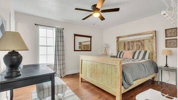 2 bedrooms, desk, iron/ironing board, travel crib