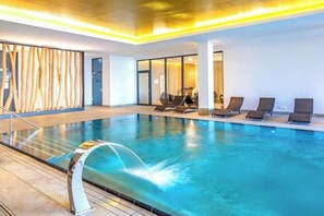 Pool - Aparthotel Waterkant Suites, Suite 1-29 for up to 4 people, sauna & pool (börgerende)
