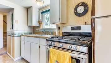 Rumah (2 Bedrooms) | Interior