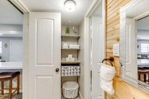 House (1 Bedroom) | Interior