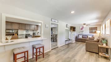House (1 Bedroom) | Front of property