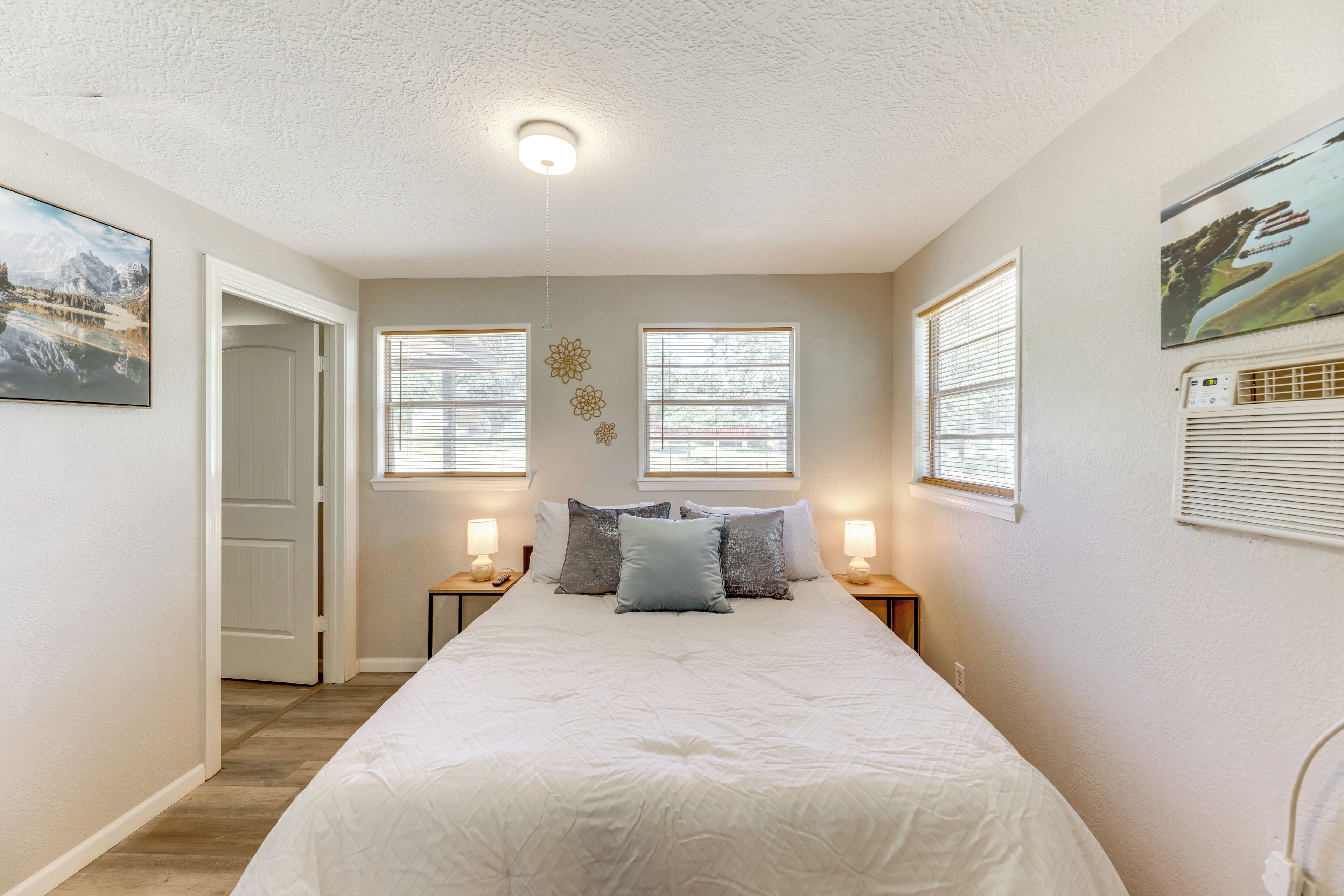 House (1 Bedroom) | Interior