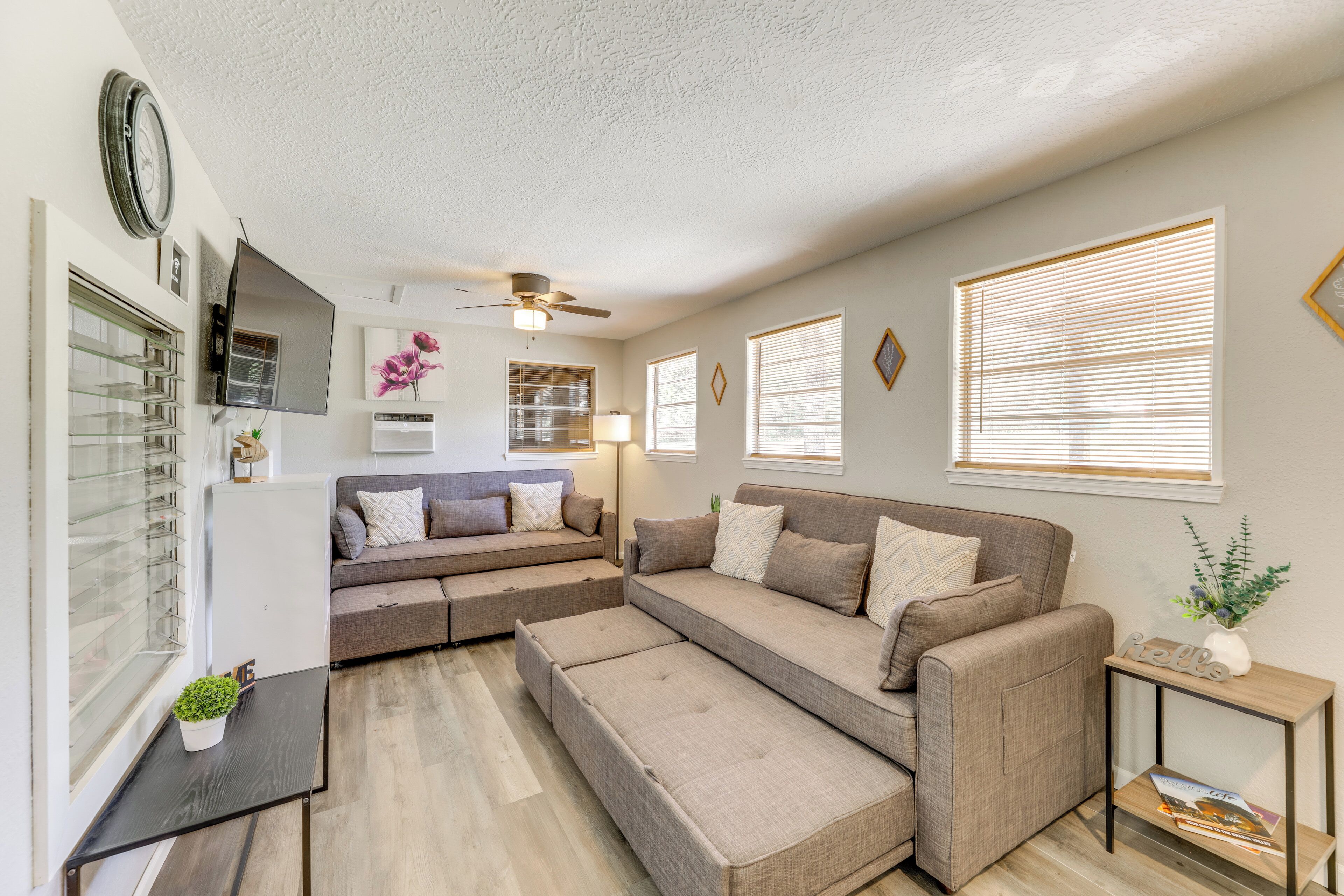 House (1 Bedroom) | Interior