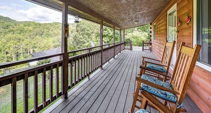 Riverfront Cabin w/ Mtn Views in Tuckasegee!