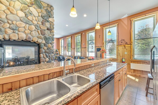 Apartment (4 Bedrooms) | Interior - Chestertown Retreat w/ Fire Pit, Near Gore Mtn! (Chestertown)