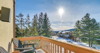 'bearfoot Apres' Mtn-view Condo < 1 Mi to Mt Snow!