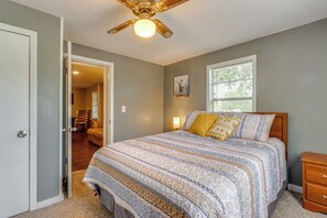 House (3 Bedrooms) | Interior - Harrison Getaway w/ Yard & Parking: Near Fishing (Harrison)