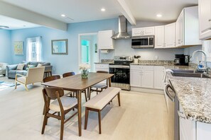 Casa (2 Bedrooms) | Interior