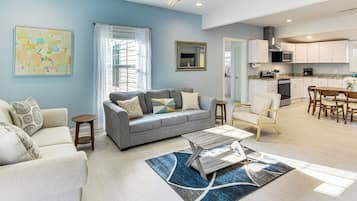 House (2 Bedrooms) | Front of property