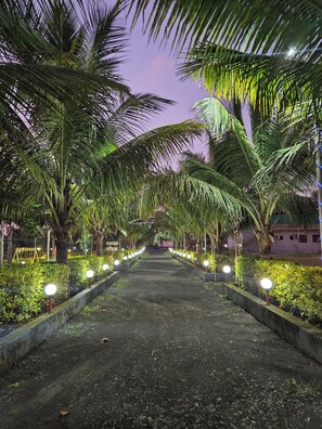 Façade de l’hébergement - soirée/nuit