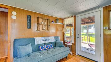 Cottage (2 Bedrooms) | Interior